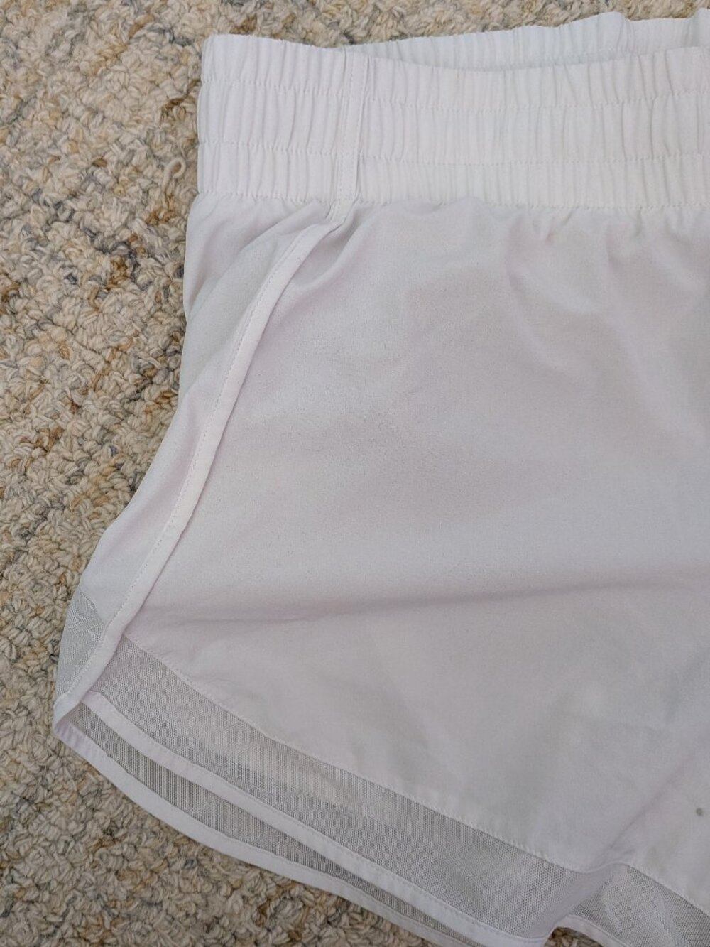 Mesh Racer Run Mid Rise 4" Short - S - Picture 4 of 7